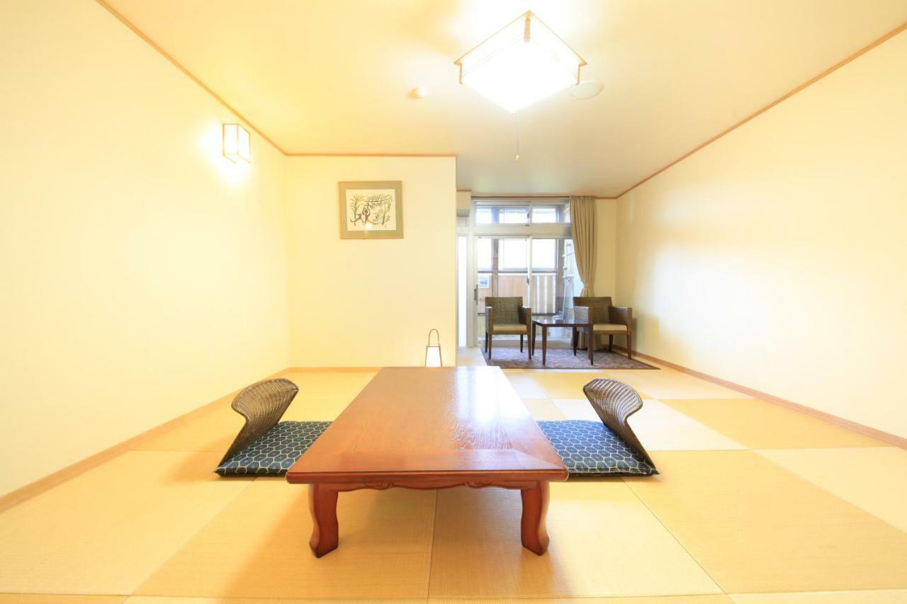 Kkr Hakone Miyanoshita Hotel Exterior foto